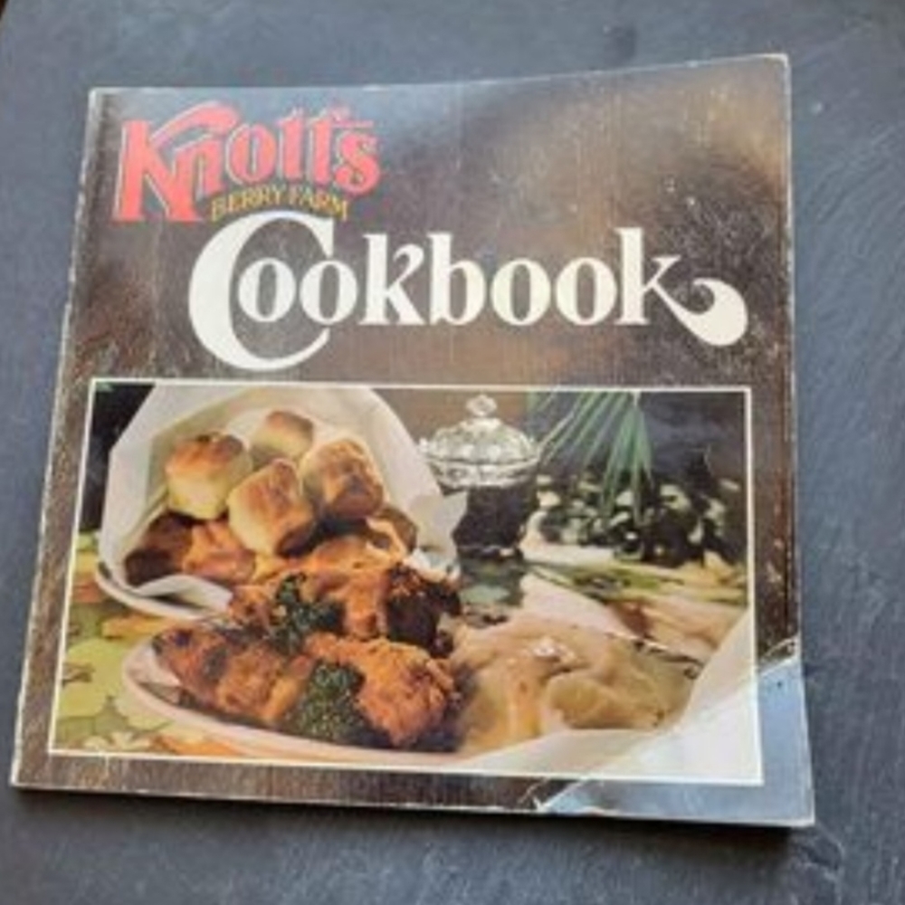 Vintage Knott's Berry Farm Cookbook